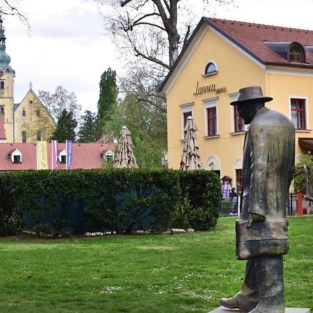 Studio Apartment Old Town Castle Samobor Exterior foto